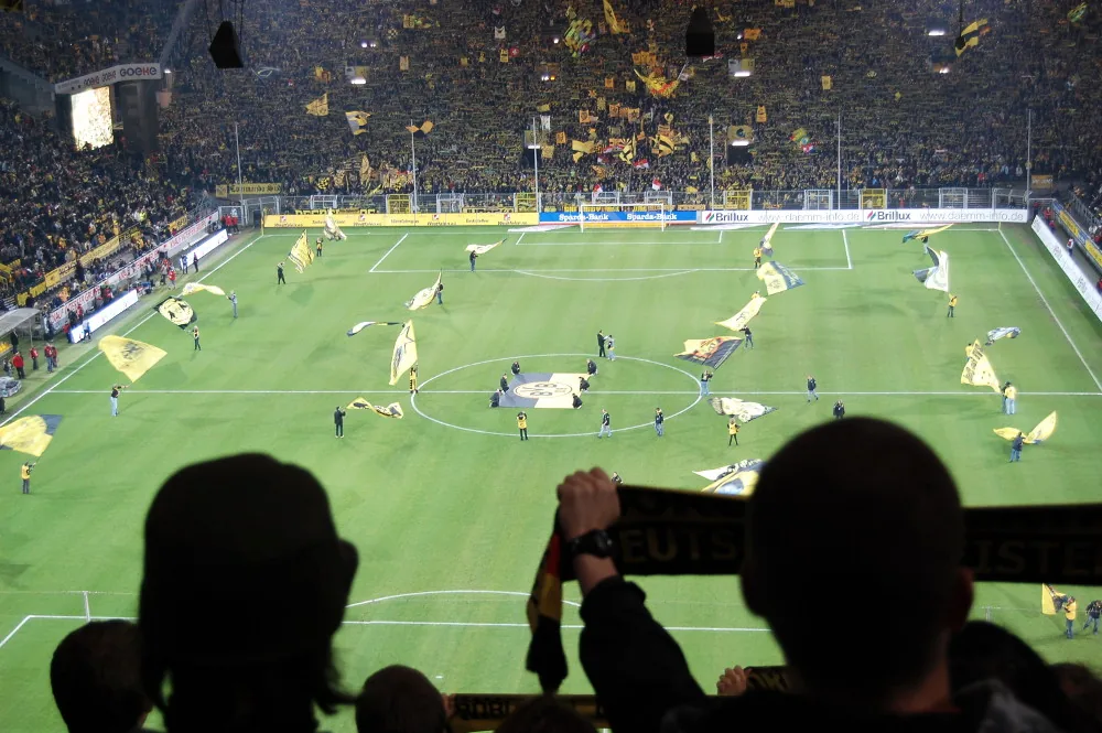 westfalenstadion_anfang.jpg