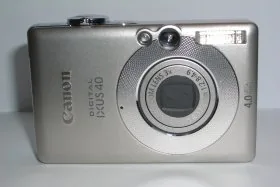 ixus40.jpg