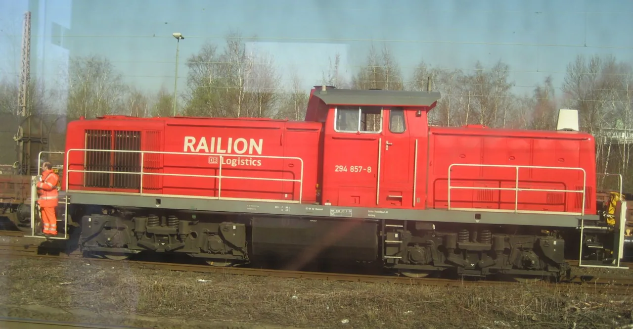zufuehrerlose_bahn.jpg