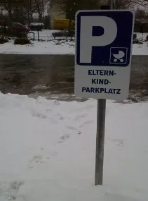 2010-02eluk_thumb.jpg